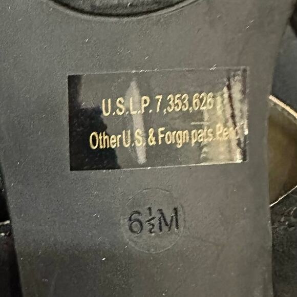 Guess strappy sandal block chunky heels
Criss cross size 6.5 suede leather - Picture 10 of 10